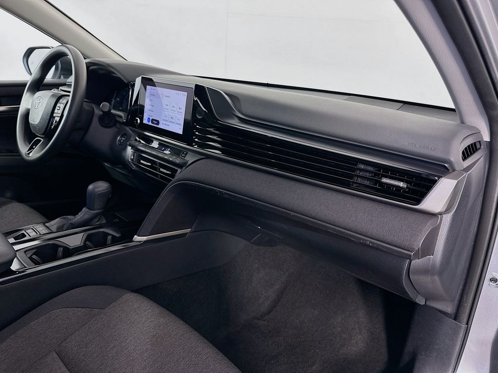 Thumbnail: 2025 Toyota Camry - 28