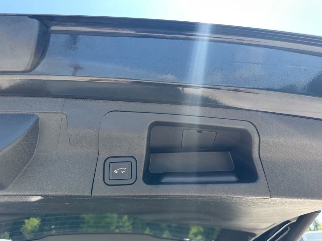 2023 Ebony Twilight Metallic GMC Acadia SLT FWD SUV