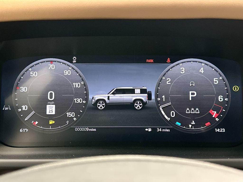 Thumbnail: 2025 Land Rover Defender - 16