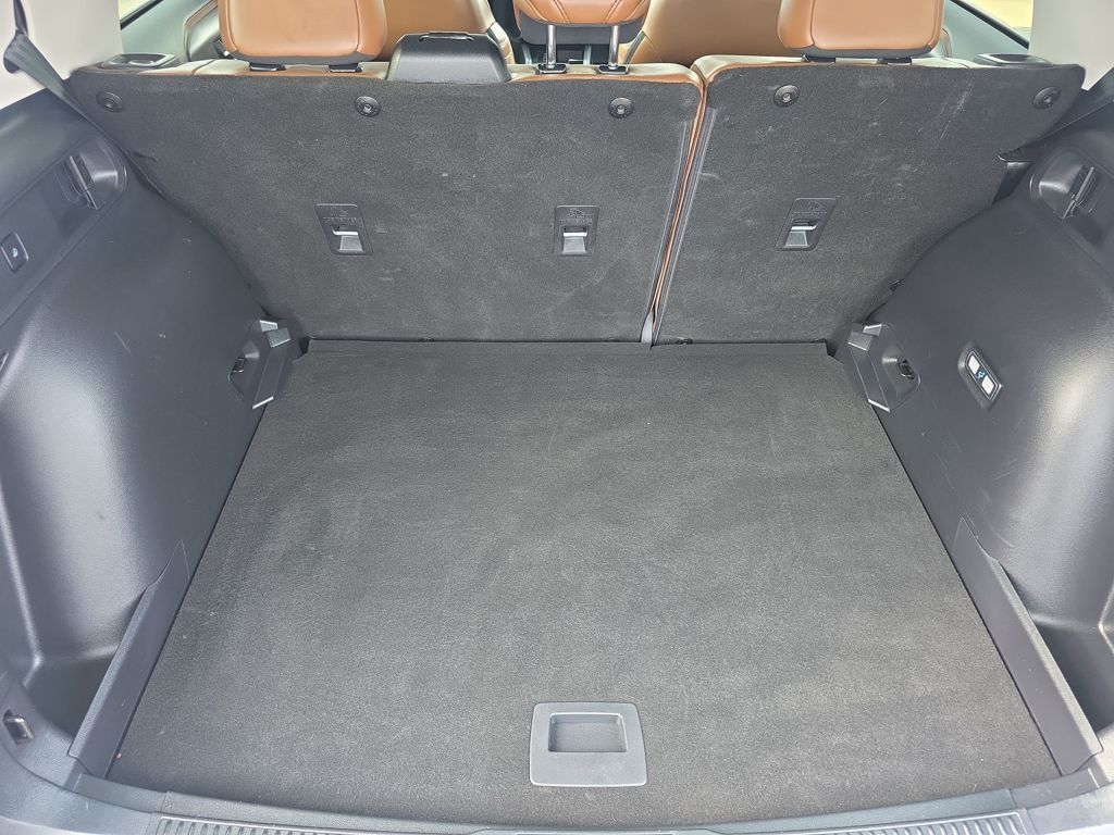 Certified Used 2025 Gray Ford Outer Banks image 12