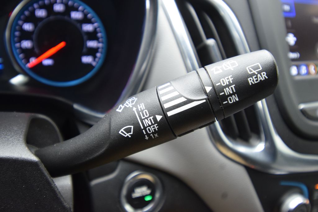 used 2023 Chevrolet Equinox car, priced at $18,000