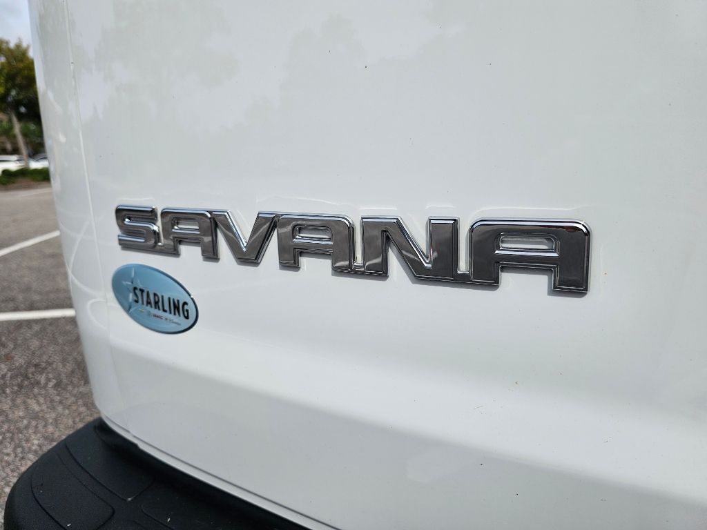 2022 GMC Savana 2500 Work Van 36