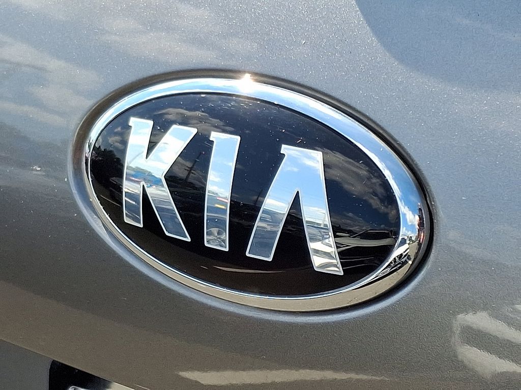 Thumbnail: 2017 Kia Sorento - 30
