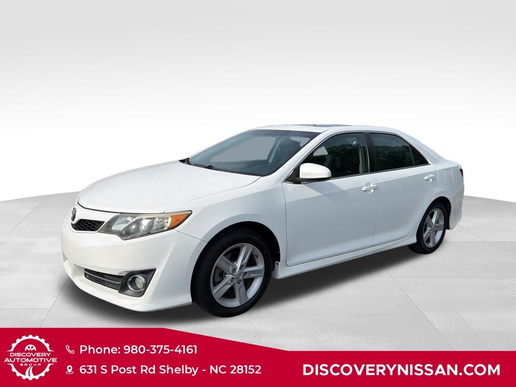 2014 Toyota Camry SE