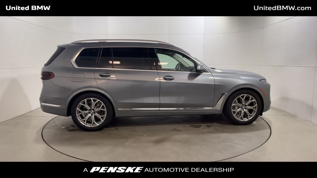 2024 BMW X7 xDrive40i 9