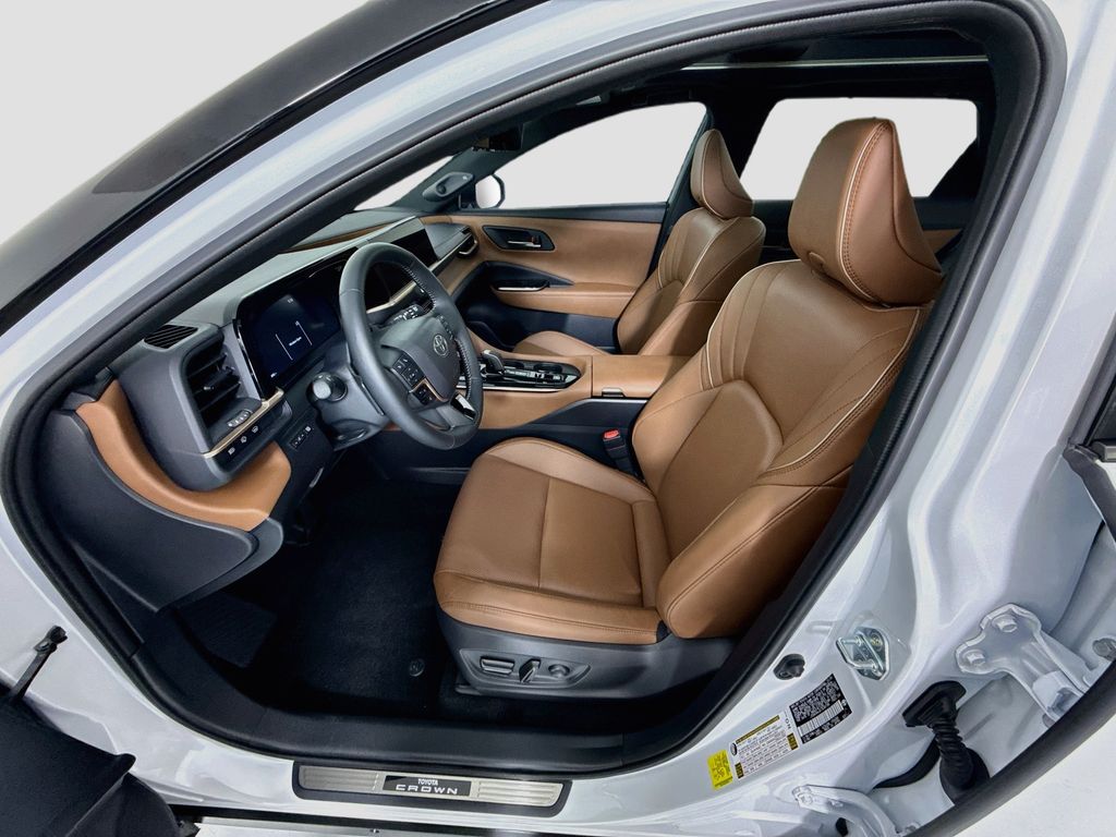 Thumbnail: 2026 Toyota Crown Signia - 19