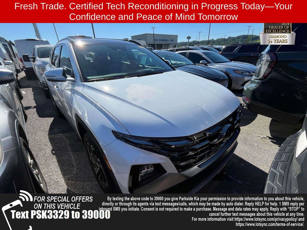 White Pearl 2025 Hyundai Tucson Limited AWD SUV / Crossover All-Wheel Drive 8-Speed Automatic