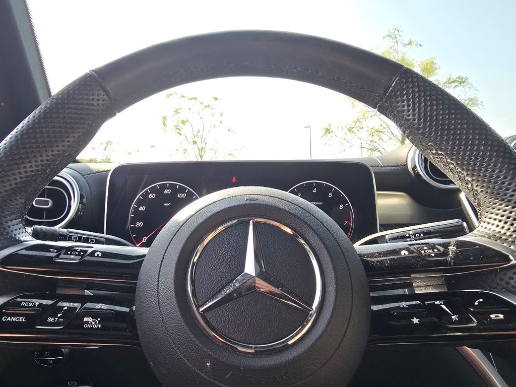 Certified Used 2023 Blue Mercedes-Benz GLC 300 image 27