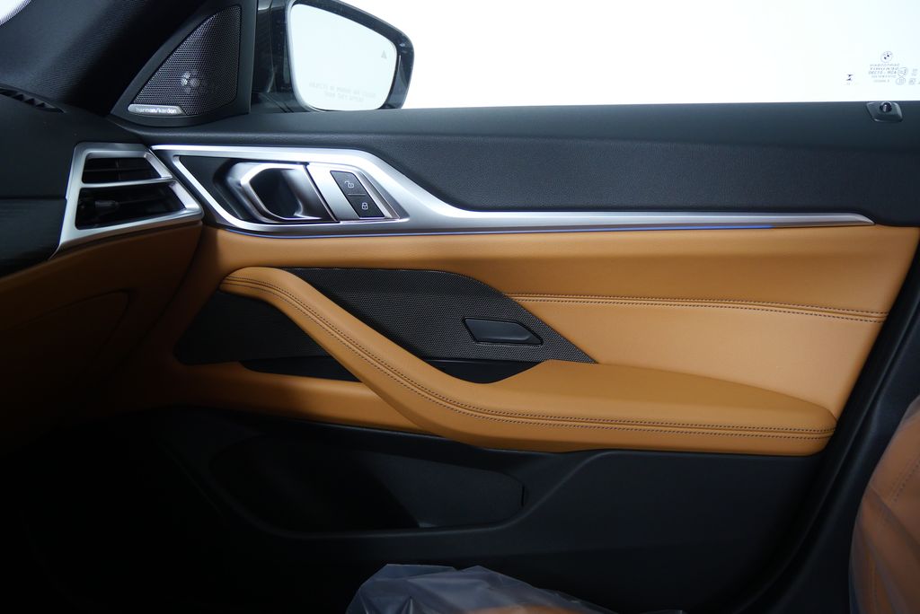 2025 BMW i4 eDrive40 24
