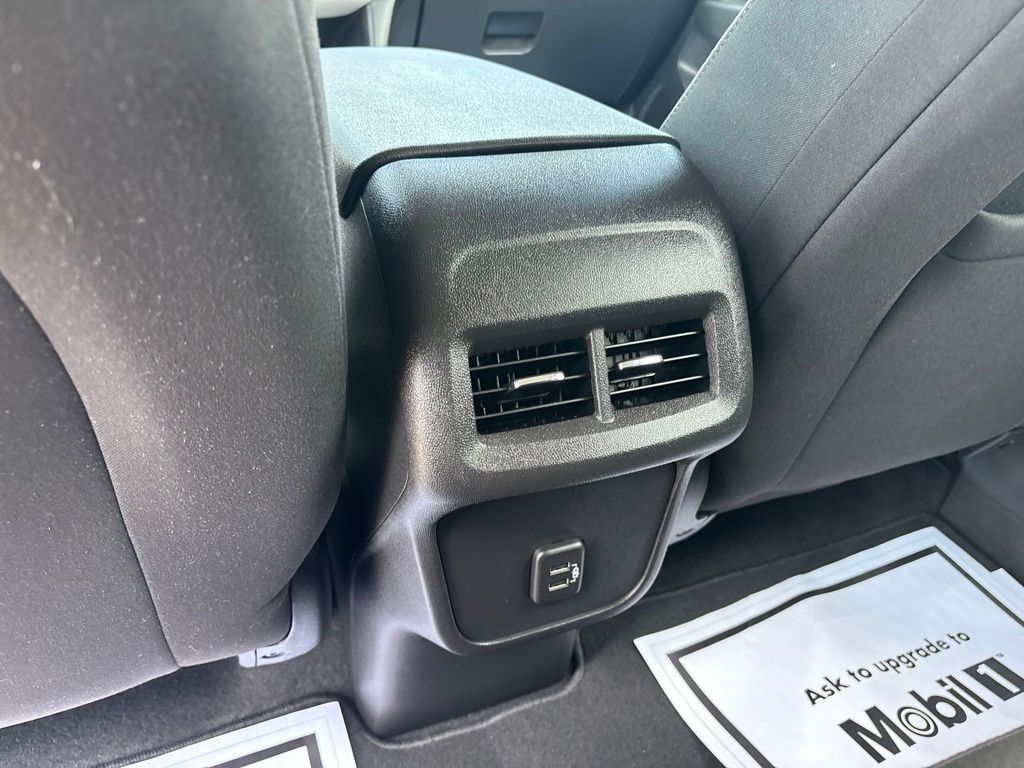 Used 2023 Chevrolet Equinox SUV