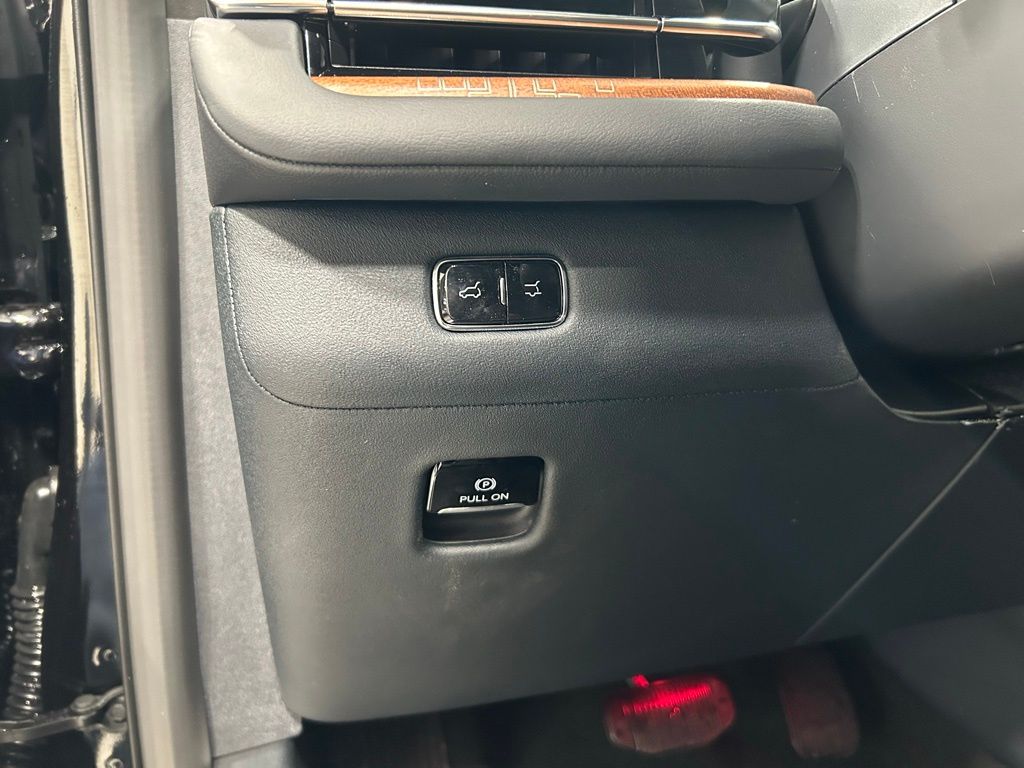 new 2026 Lincoln Navigator L car, priced at $130,970