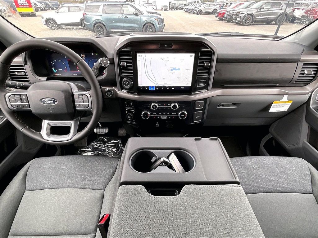 2026 Ford F-150 — photo 12