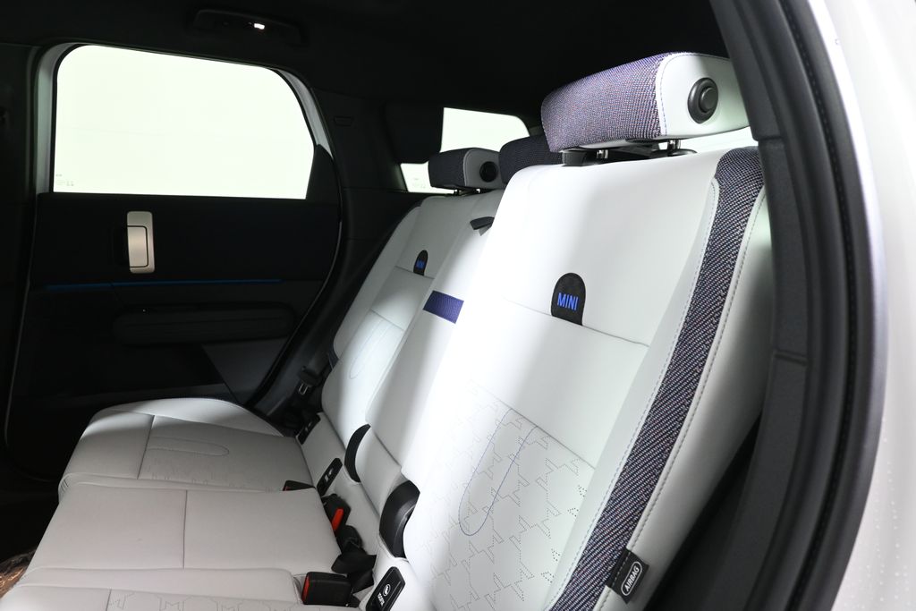 Thumbnail: 2026 MINI Cooper Countryman - 4