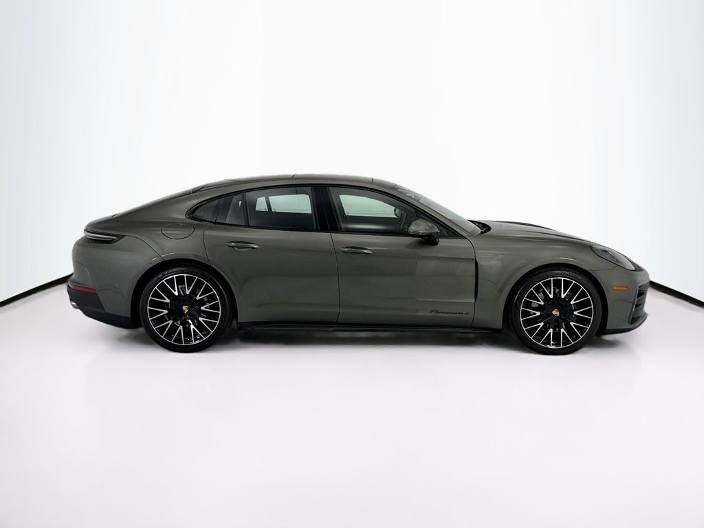 Thumbnail: 2025 Porsche Panamera - 4