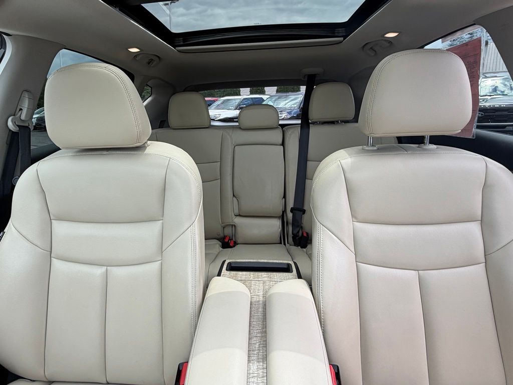 2020 Nissan Murano SV White at Bob Ruth Ford