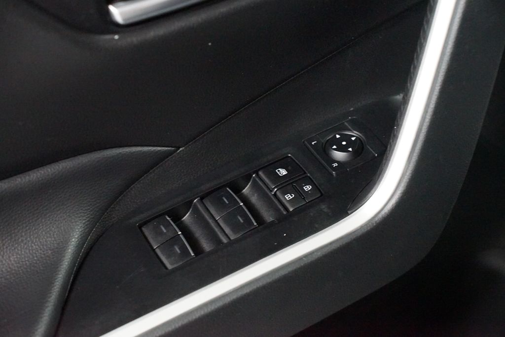 Thumbnail: 2024 Toyota RAV4 - 31