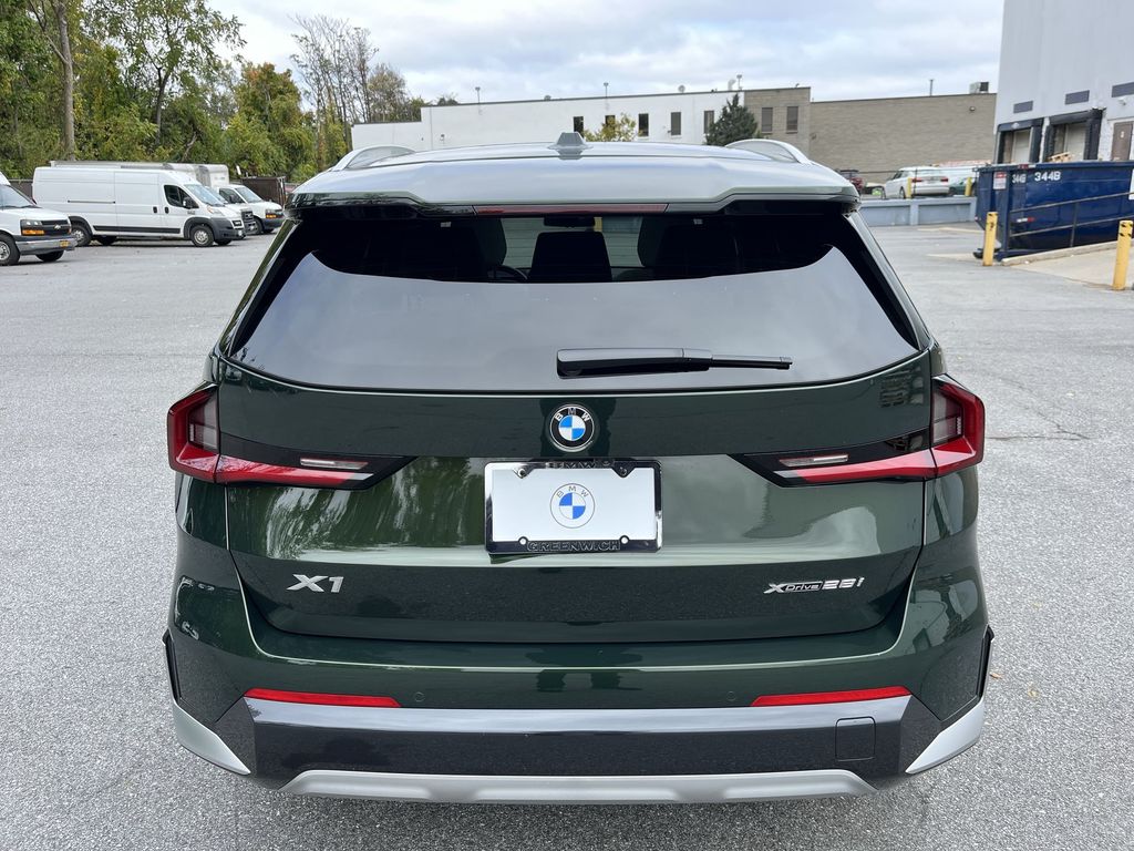 Thumbnail: 2025 BMW X1 - 23