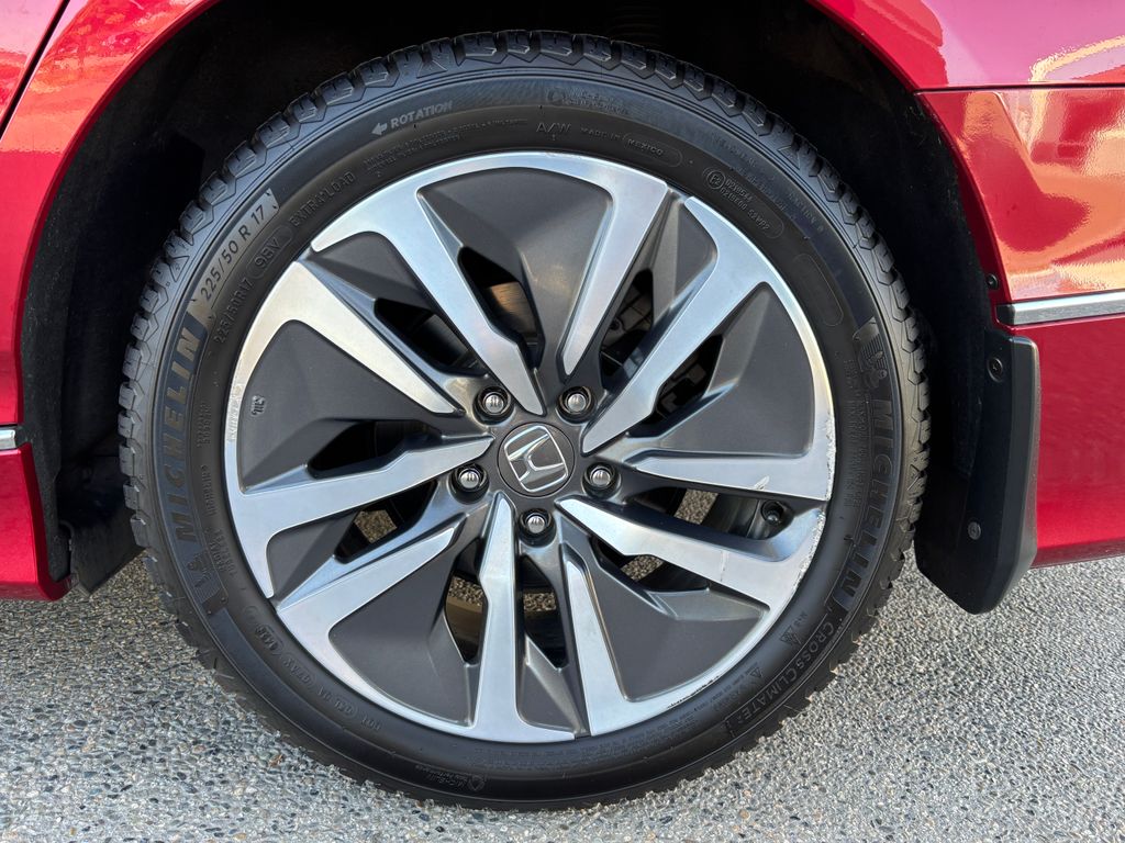 Thumbnail: 2020 Honda Accord - 32