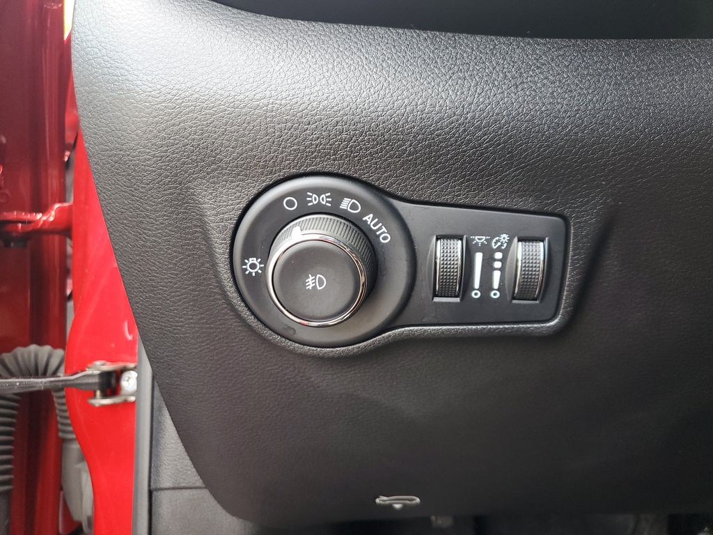 Used 2025 Jeep Compass SUV