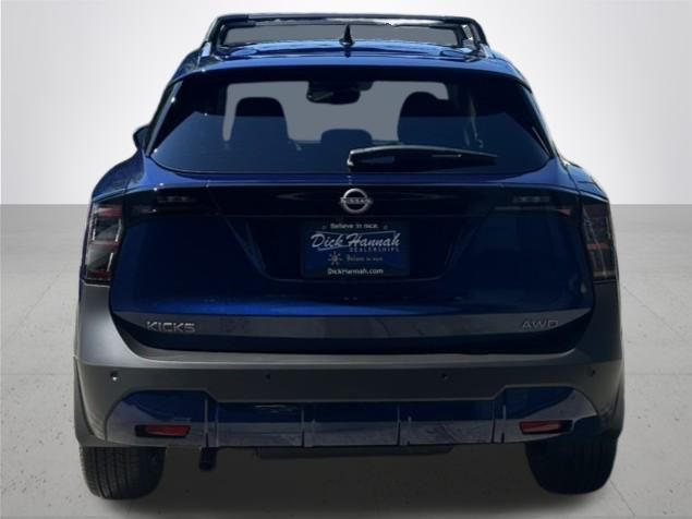 2025 Nissan Kicks SV