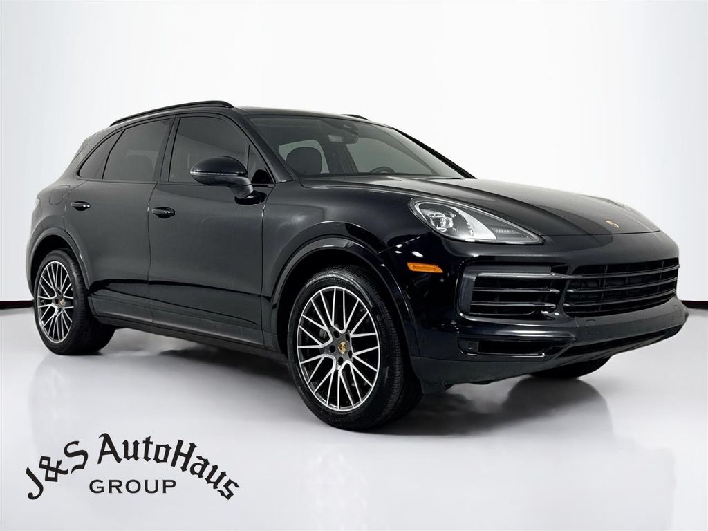 Black 2021 Porsche Cayenne SUV / Crossover All-Wheel Drive 8-Speed Automatic