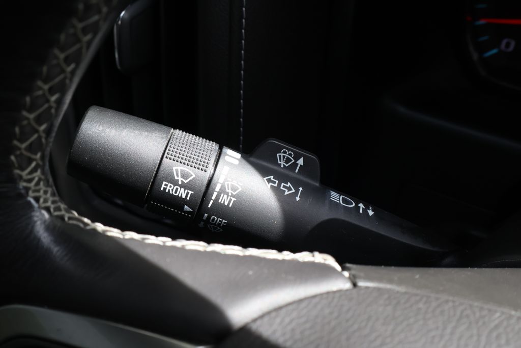 Thumbnail: 2018 Chevrolet Silverado 1500 - 24