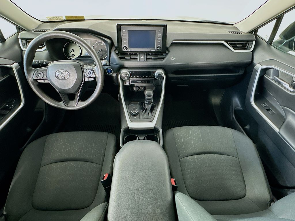 ToyotaRAV4 Hybrid10