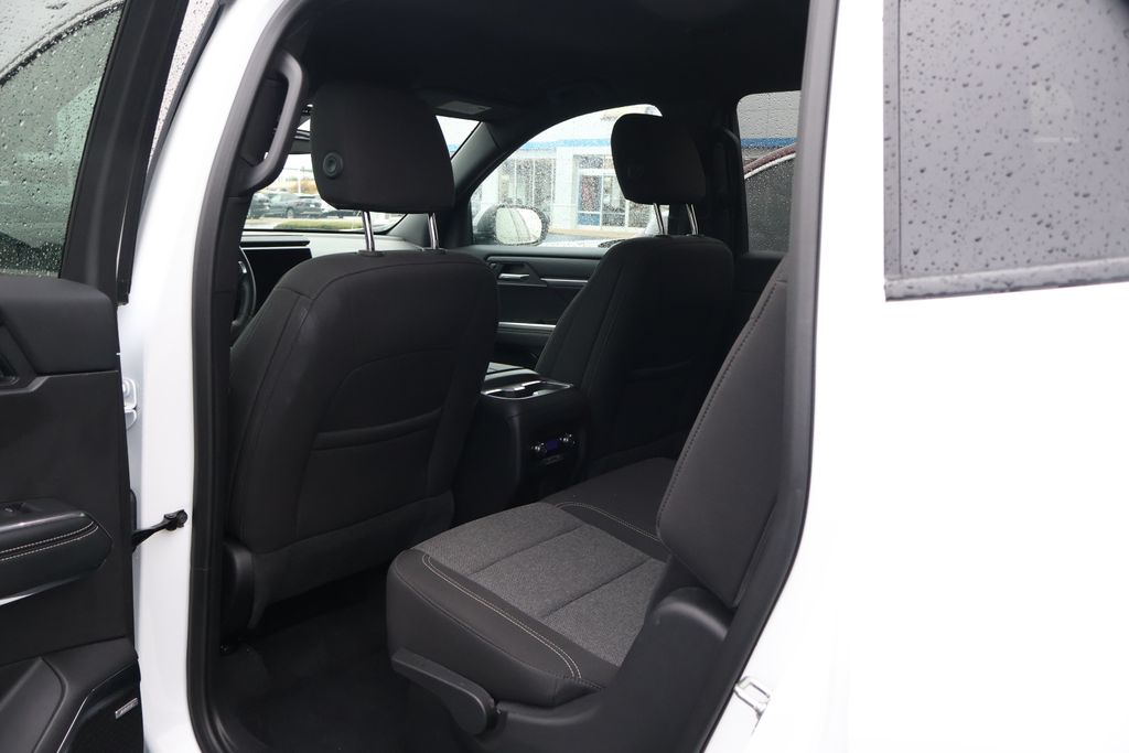 Thumbnail: 2025 GMC Acadia - 29