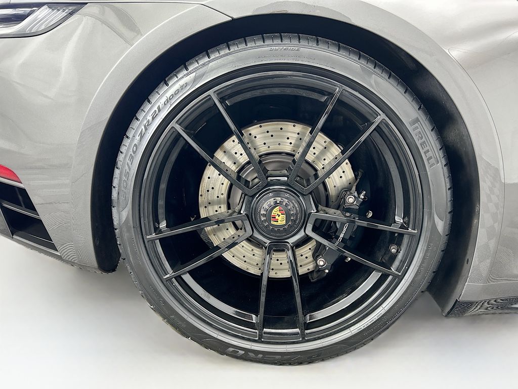 Thumbnail: 2023 Porsche 911 - 31