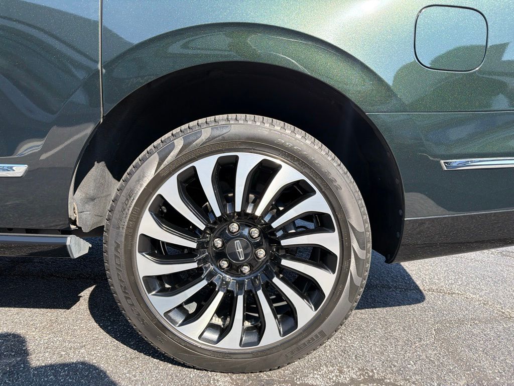 2024 Lincoln Navigator Black Label L