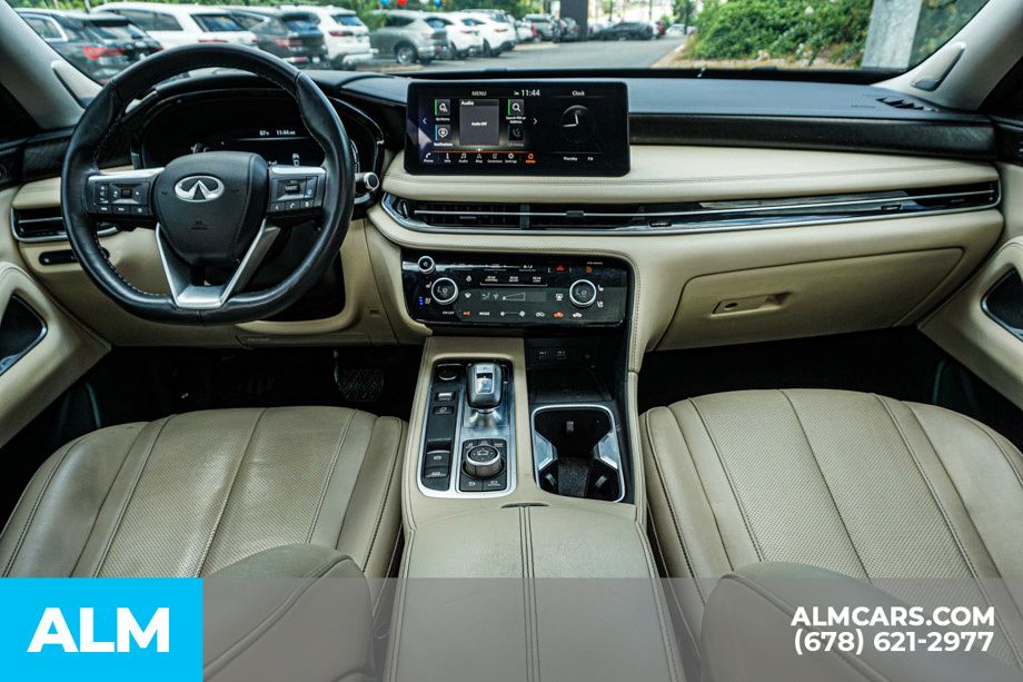 Used 2024 Gray INFINITI Sensory image 28