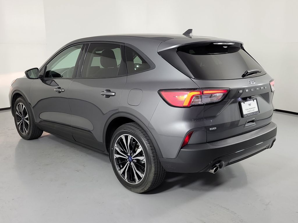 2022 Ford Escape SE Gray at Community Honda