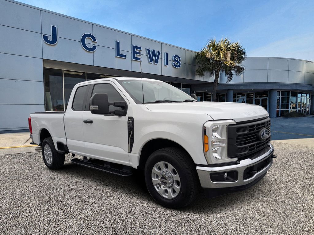 2023 Ford F-250 XL