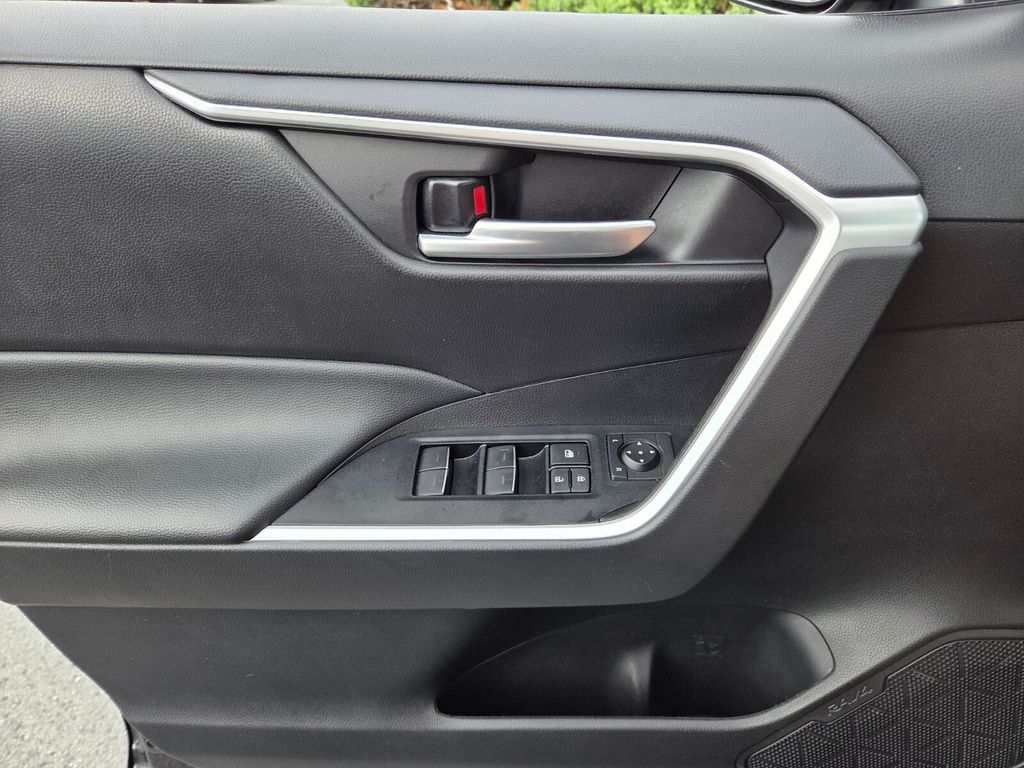 Used 2025 Toyota RAV4 SUV