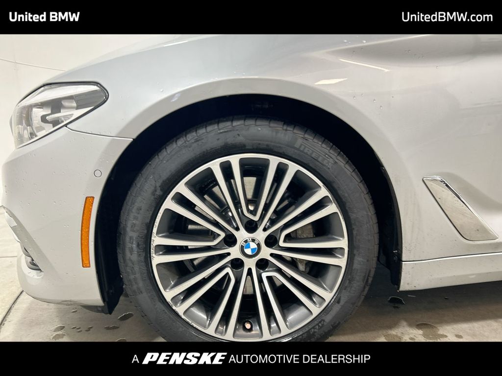 2018 BMW 5 Series 540i 10