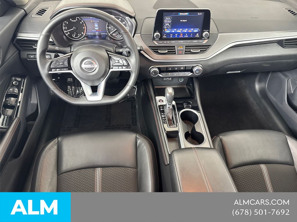 Used 2025 White Nissan 2.5 SR image 26