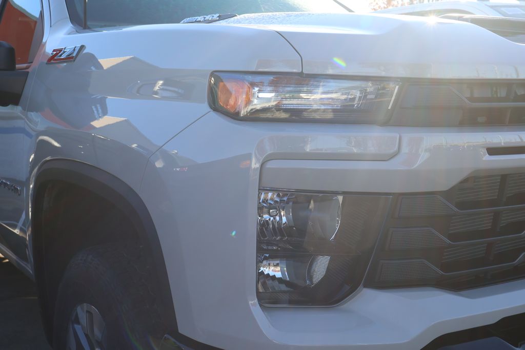 Thumbnail: 2026 Chevrolet Silverado 2500 - 3