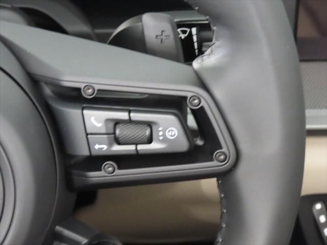 Thumbnail: 2026 Porsche 911 - 29