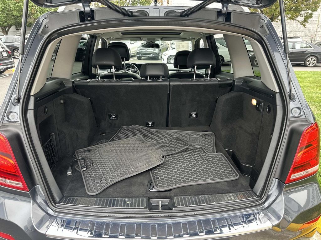 Thumbnail: 2015 Mercedes-Benz GLK - 28