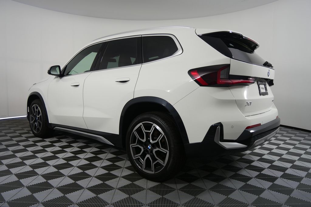 2023 BMW X1 xDrive28i 5