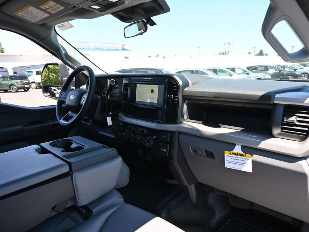 2025 Ford F-450 Super Duty 
