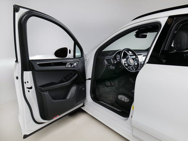 Certified Used 2019 White Porsche S image 28