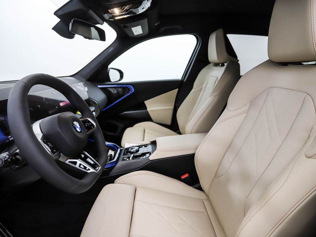 Thumbnail: 2025 BMW X3 - 12