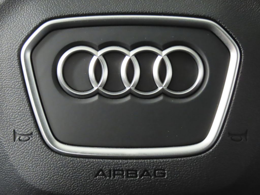 Thumbnail: 2025 Audi Q3 - 18