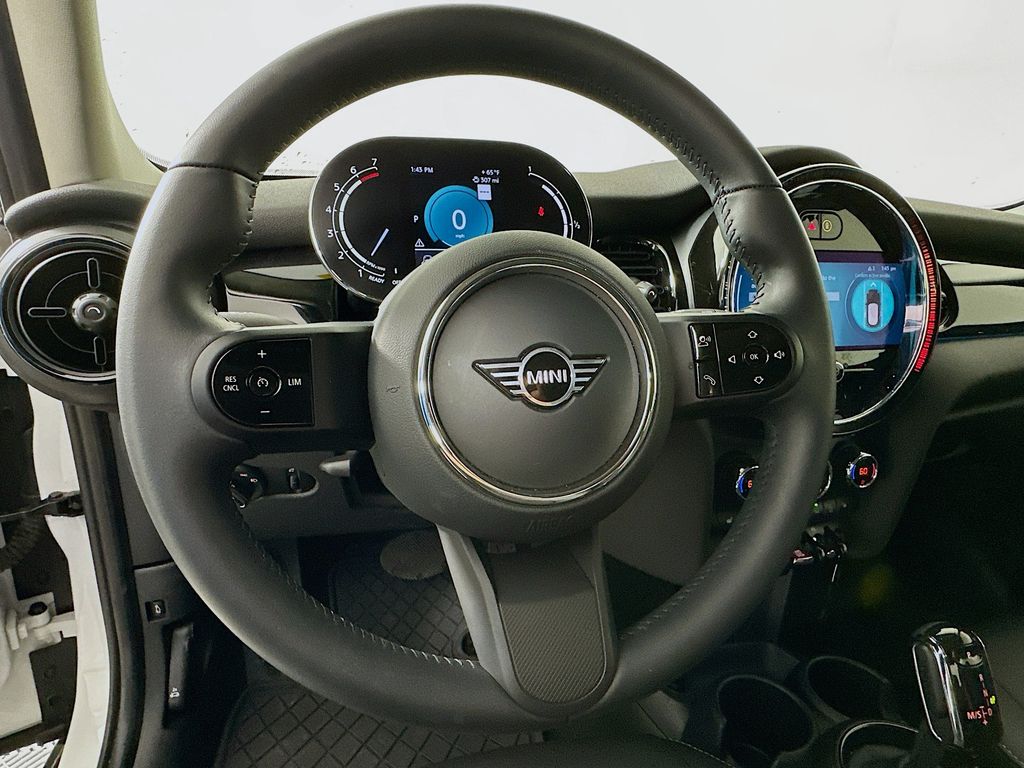 Thumbnail: 2023 MINI Cooper - 11