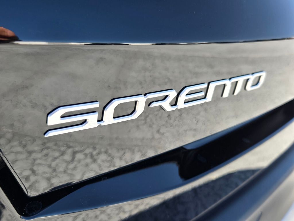 2026 Kia Sorento - $33,619
