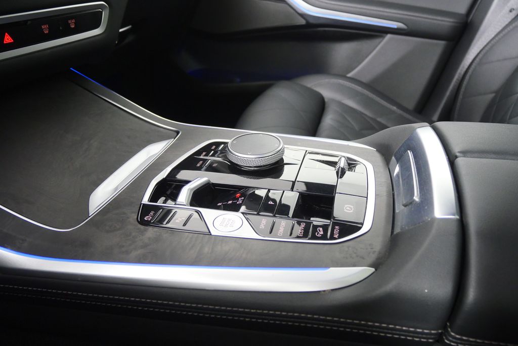 Thumbnail: 2023 BMW X7 - 28