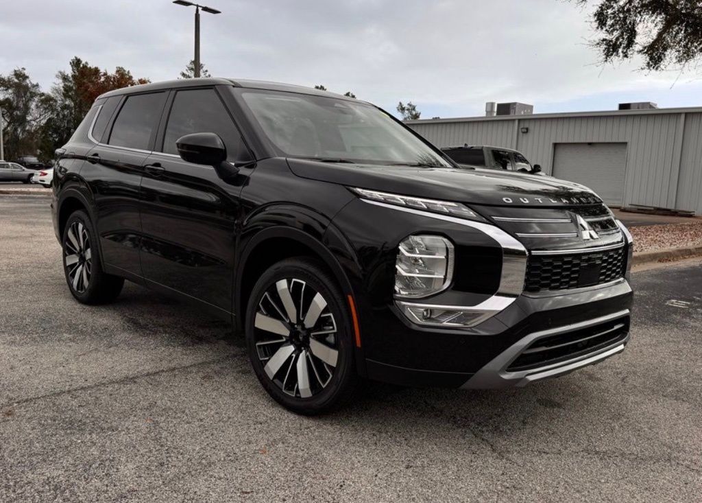 New 2026 Mitsubishi Outlander SUV