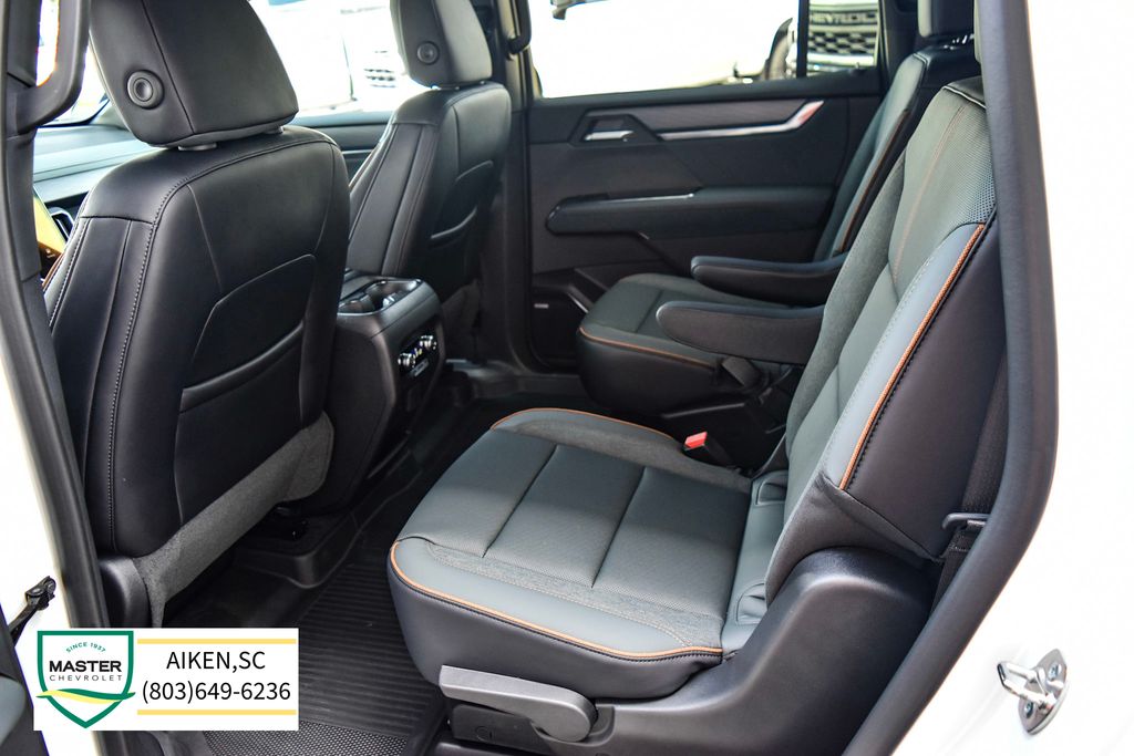 Used 2026 GMC Acadia SUV