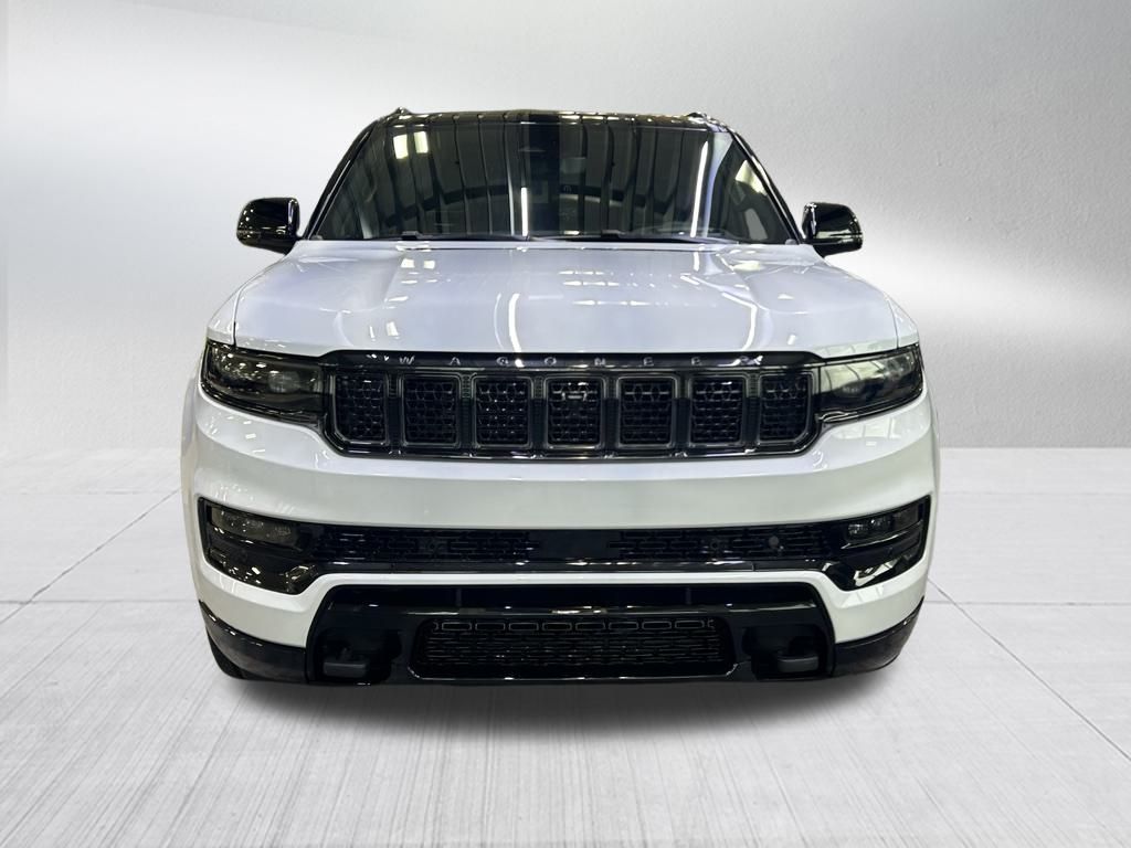 2025 Jeep Grand Wagoneer Series III's photo